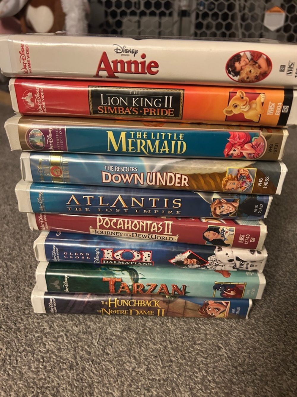 9 Unique Disney VHS Collection - Lion king 2, hunchback 2, Pocahontas 2 and more